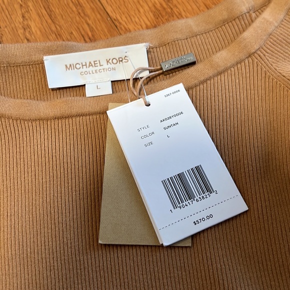 Michael Kors off shoulder Top - Picture 8 of 9